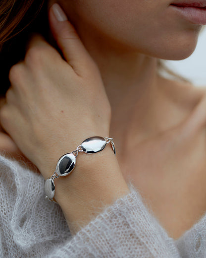 Dualism Oval Bracelet